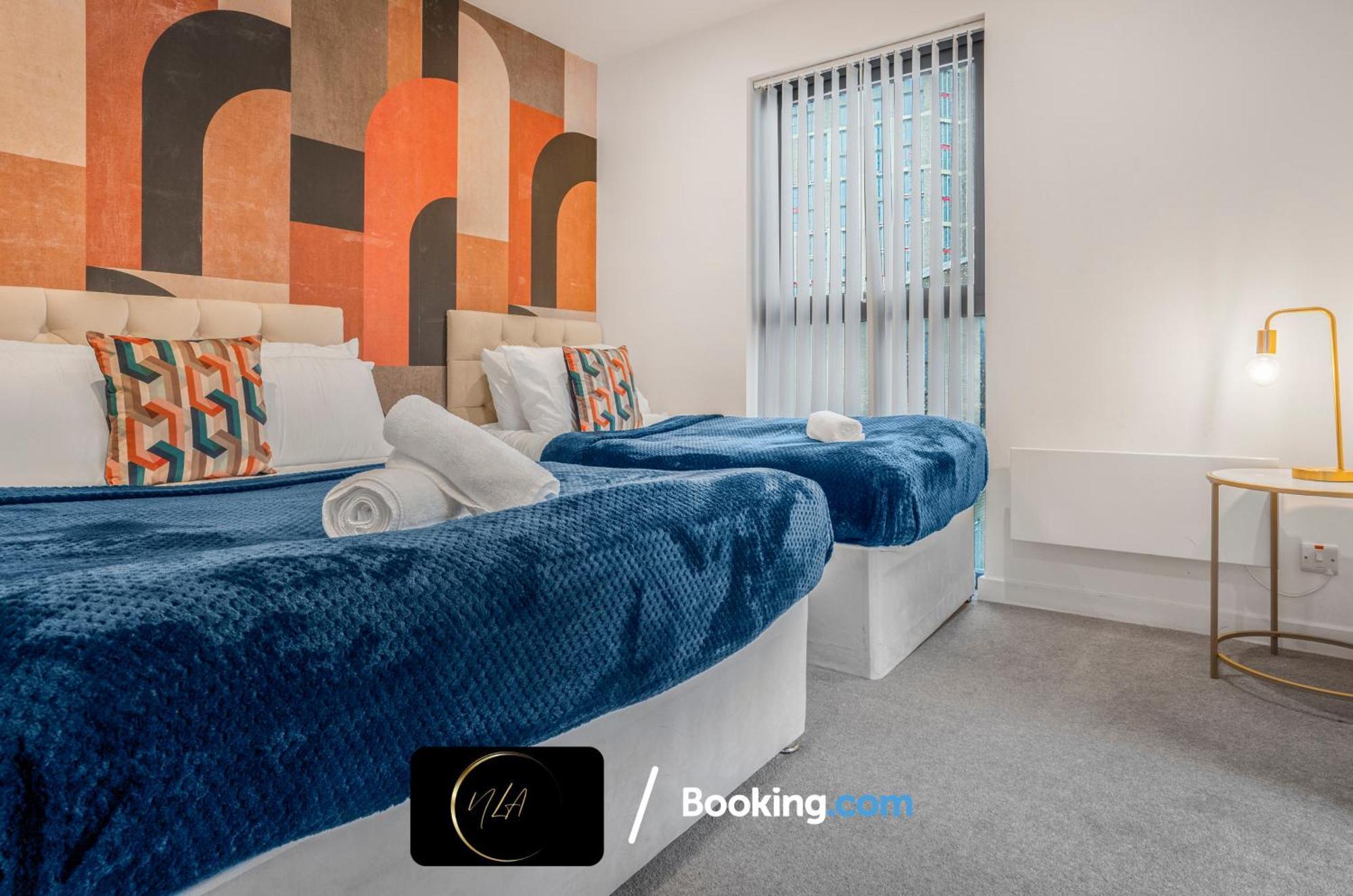 City Centre Apartment With Free Parking, 2 Bathrooms, Netflix And Wifi - Suitable For Contractors And Families - By Noor Luxury Accommodations Birmingham Exterior foto