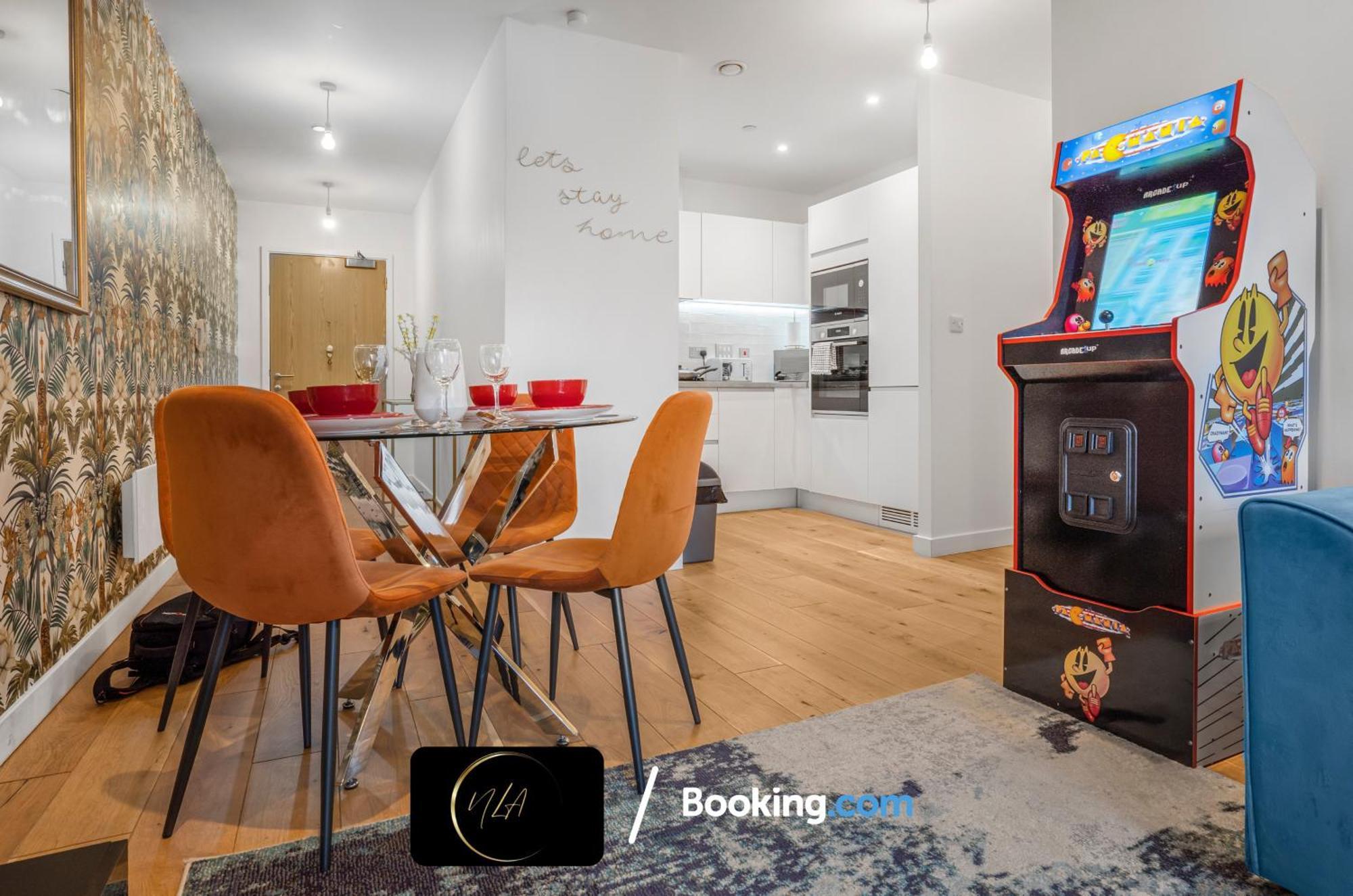 City Centre Apartment With Free Parking, 2 Bathrooms, Netflix And Wifi - Suitable For Contractors And Families - By Noor Luxury Accommodations Birmingham Exterior foto